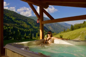 Lòni Lodge - Vermiglio (Trentino). Jacuzzi panoramica esterna