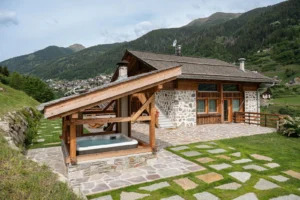Lòni Lodge - Vermiglio (Trentino). Jacuzzi panoramica esterna